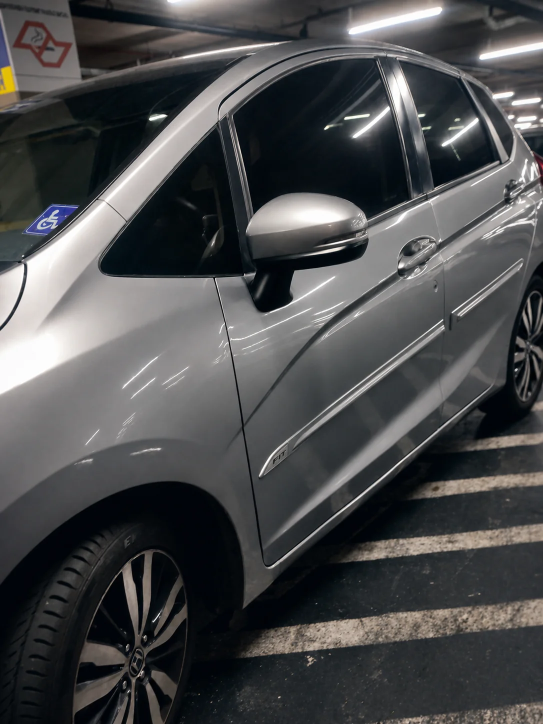 Detalhe depois do reparo em Honda Fit — Bonito’s Car